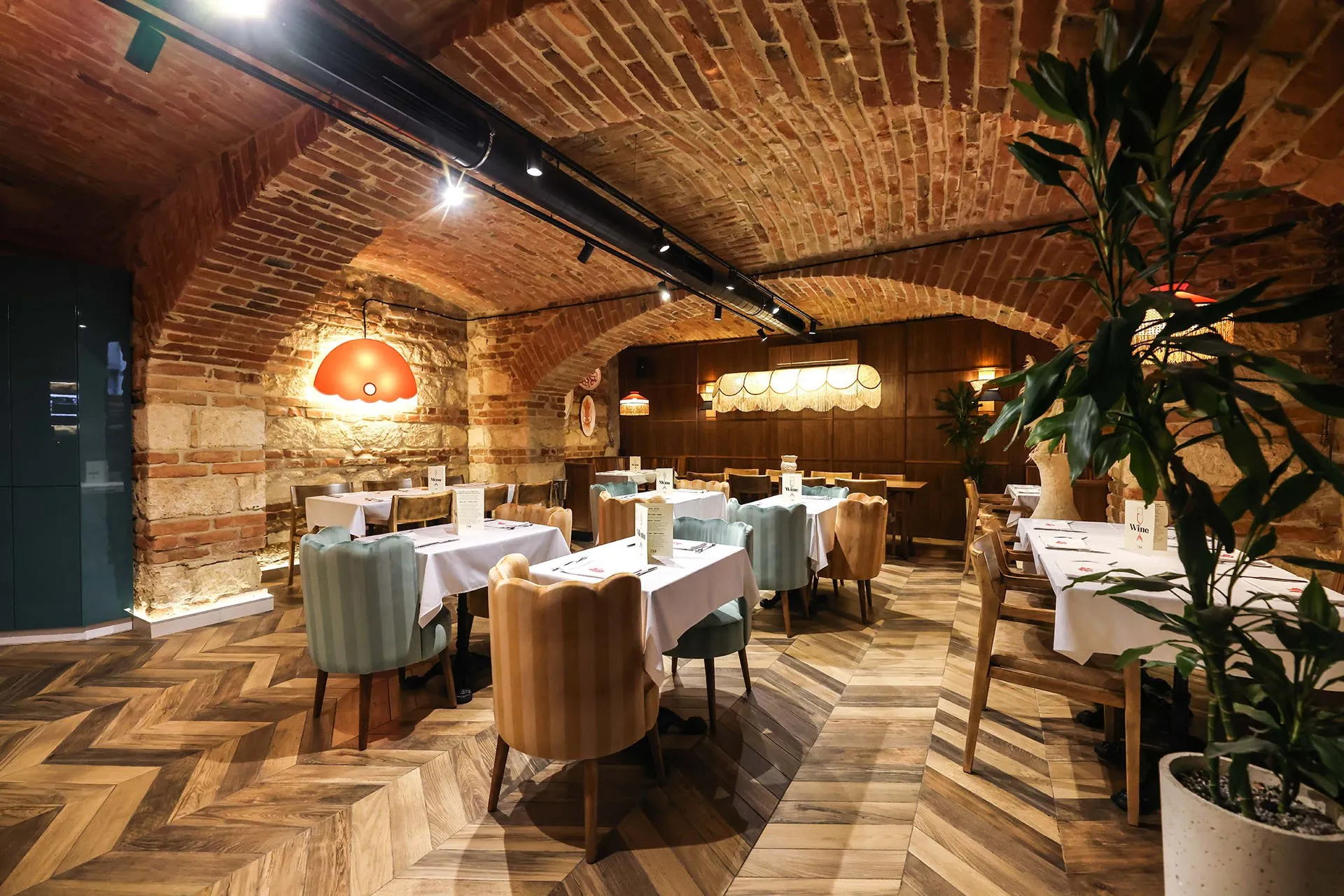 Sala Bistroa sa biljkama